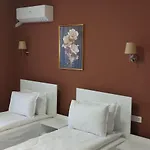 Aleksandar - Luxury Private Guest *