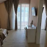 Aleksandar - Luxury Private Guest *