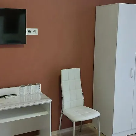 Aleksandar - Luxury Private Guest Hotel *