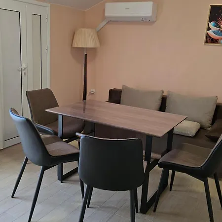 Aleksandar - Luxury Private Guest Hotel